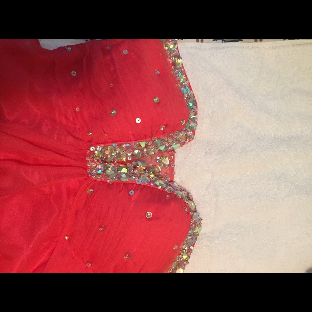 Prom dress - Picture 7 of 8